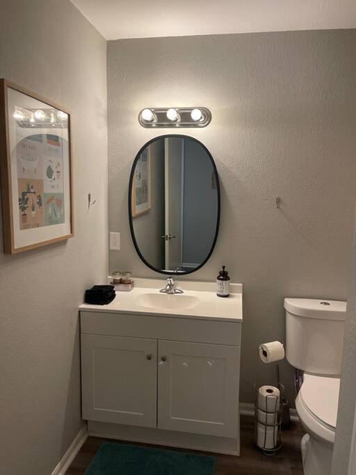 The Irene - 2 Bedroom Apt In Quilt Town, Usa Hamilton Экстерьер фото